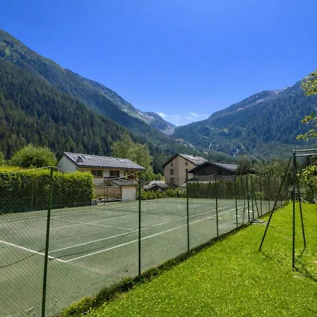 Le Chardonnet D W/shared Pool & Panoramic Views - Happy Daire